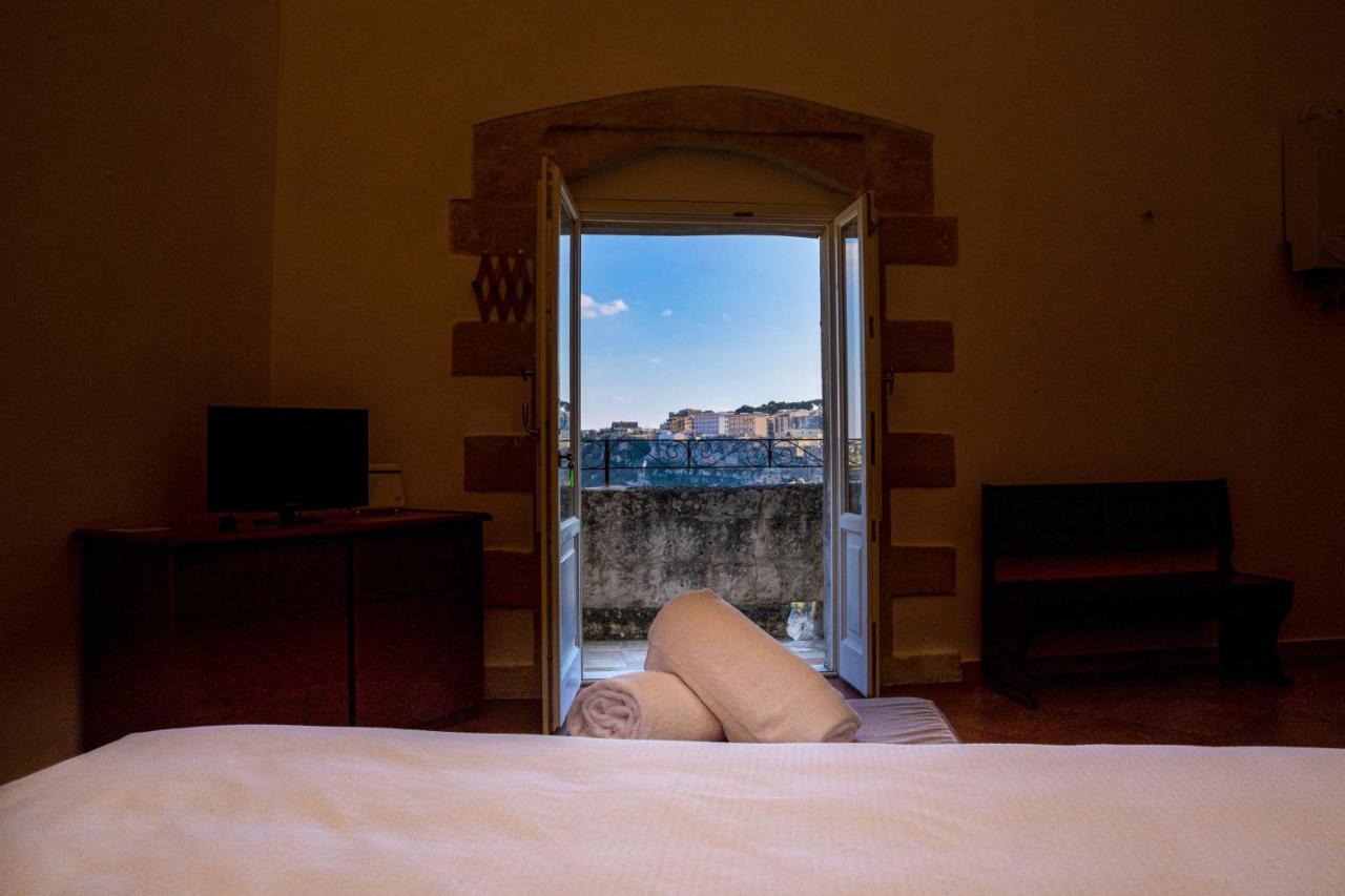 Dimora Santa Barbara Hotel Matera Exterior photo