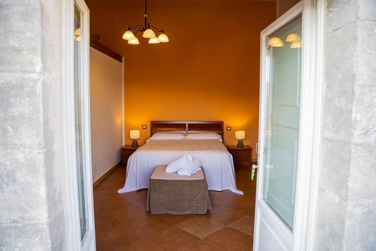 Dimora Santa Barbara Hotel Matera Exterior photo
